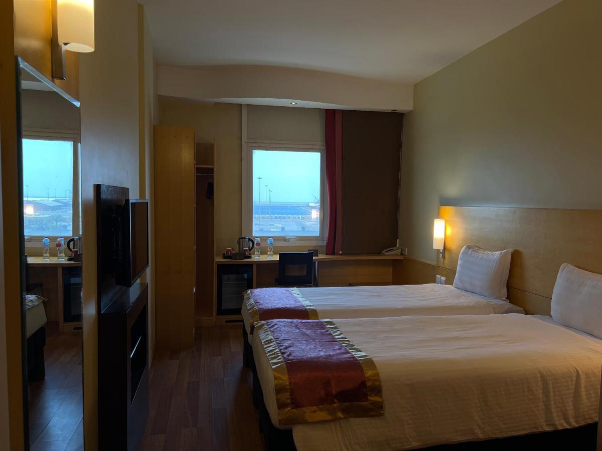 Ibis Yanbu Iambo Exterior foto