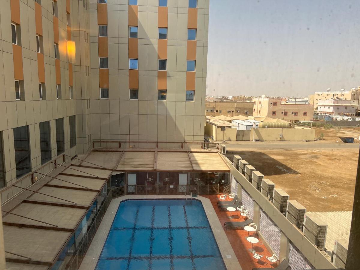 Ibis Yanbu Iambo Exterior foto