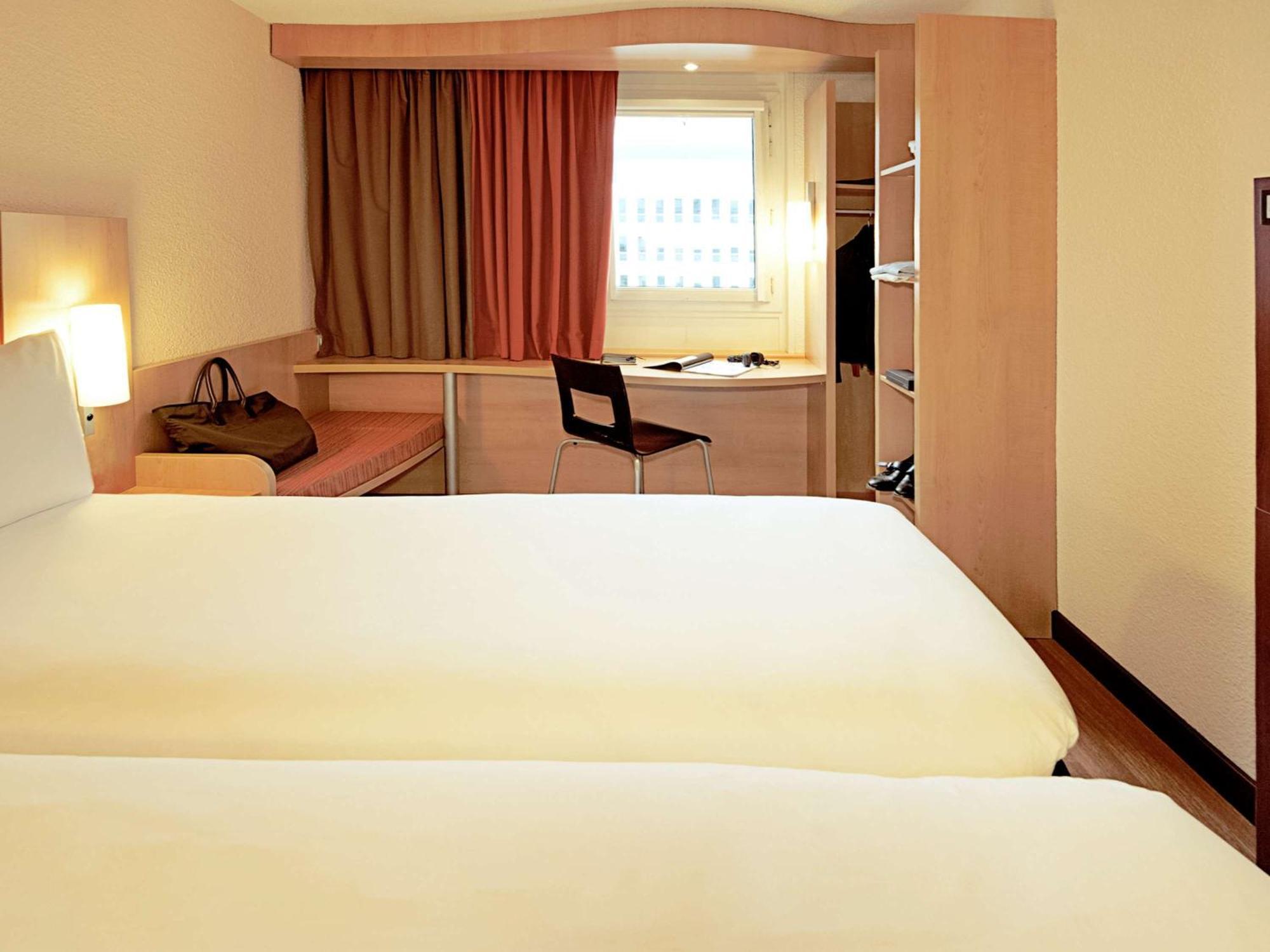 Ibis Yanbu Iambo Exterior foto